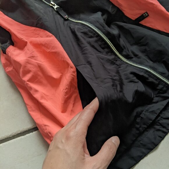 Sweaty Betty Windbreaker Jacket Black Pink M Athleisure Workout gorpcore street - Picture 6 of 9